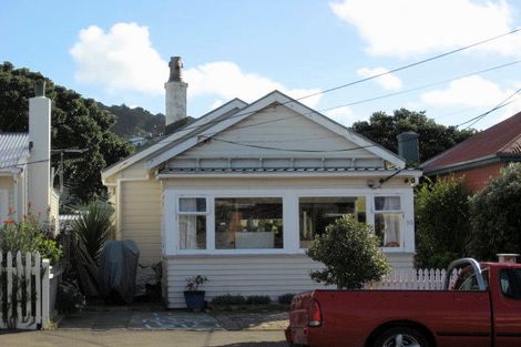 Photo of property in 30 Te Whiti Street, Kilbirnie, Wellington, 6022