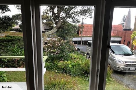 Photo of property in 8 Park Rise, Campbells Bay, Auckland, 0630