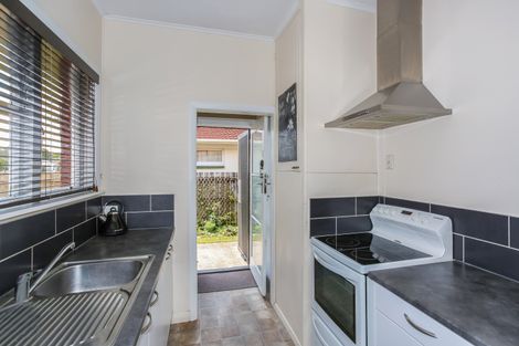 Photo of property in 2/101a Clevedon Road, Papakura, 2110
