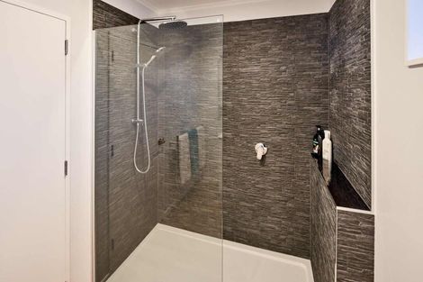 Photo of property in 53 Teoti Street, Paraparaumu Beach, Paraparaumu, 5032