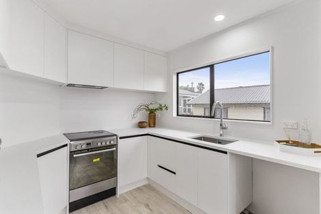 Photo of property in 1/13 Park Road, Glenfield, Auckland, 0629
