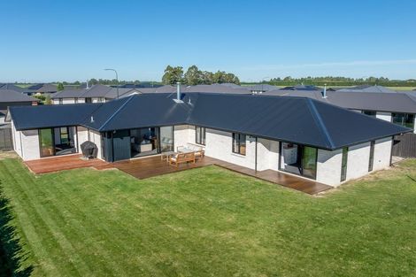 Photo of property in 6 Westmoreland Road, Darfield, 7510