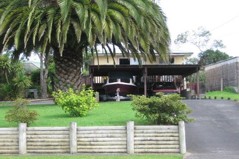 Photo of property in 14 Marewa Street, Te Atatu South, Auckland, 0610