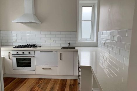 Photo of property in 34f1 Hawkestone Street, Thorndon, Wellington, 6011