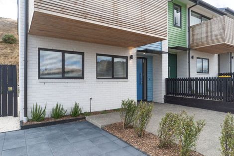 Photo of property in 33 Oakum Road, Whitby, Porirua, 5024