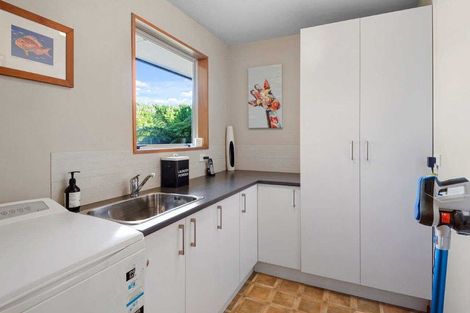 Photo of property in 1 Queen Street, Springfield, 7681