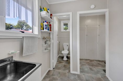 Photo of property in 7 Caplen Street, Hawera, 4610