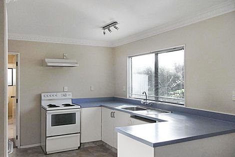 Photo of property in 45 Rhodes Drive, Kelvin Grove, Palmerston North, 4414