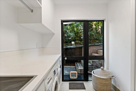 Photo of property in 2/16 Marama Street, Castor Bay, Auckland, 0620