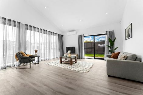 Photo of property in 2 Mataikokako Loop, Kawakawa Bay, 2585