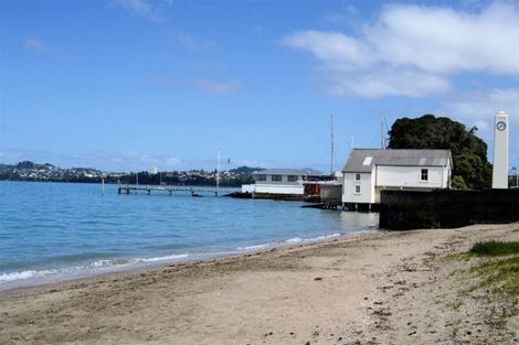 Photo of property in 12a /1 Church Street, Devonport, Auckland, 0624