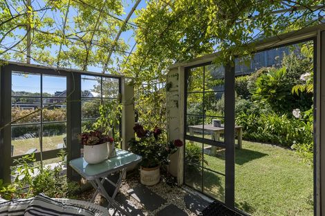 Photo of property in 118 Seaview Road, Paraparaumu Beach, Paraparaumu, 5032