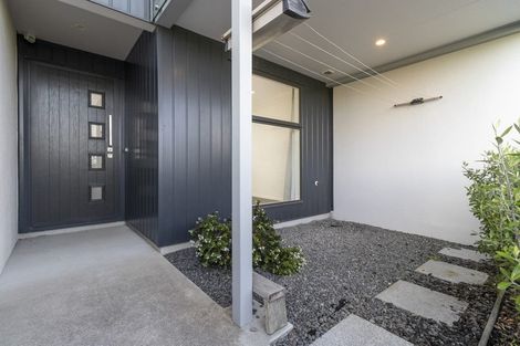Photo of property in 40 Memorial Park Lane, Hobsonville, Auckland, 0618