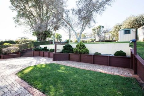 Photo of property in 65 Awanui Street, Merrilands, New Plymouth, 4312