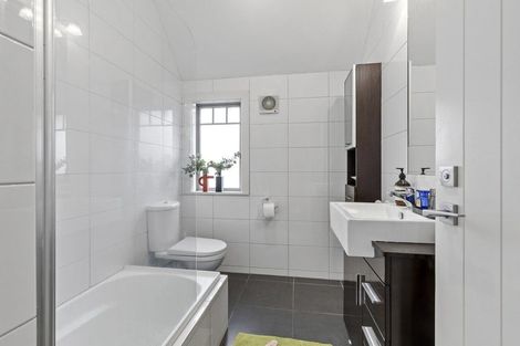 Photo of property in 41 Forres Street, Seatoun, Wellington, 6022