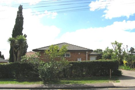 Photo of property in 17 Strid Road, Te Atatu South, Auckland, 0610