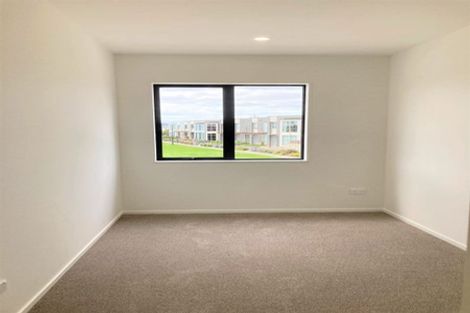 Photo of property in 39b Soaring Bird Drive, Takanini, 2112