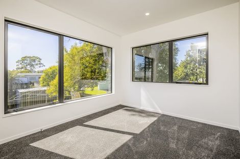 Photo of property in 8d Jupiter Street, Rosehill, Papakura, 2113