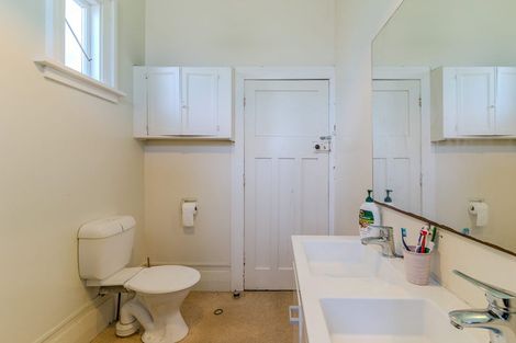 Photo of property in 27 Gladstone Road, North East Valley, Dunedin, 9010