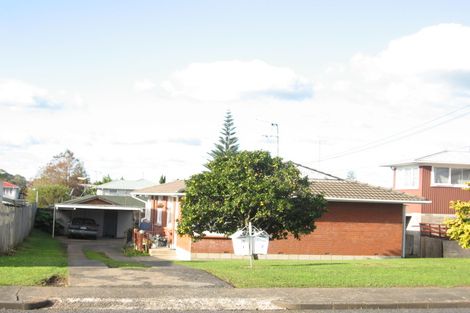 Photo of property in 2/26 Kirton Crescent, Manurewa, Auckland, 2102