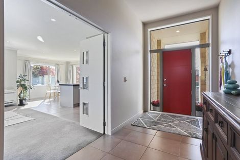 Photo of property in 2 Ascot Place, Rangiora, 7400