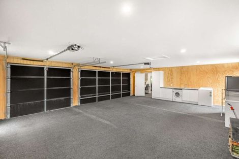 Photo of property in 2 Hunter Lane, Amberley, 7410