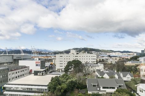 Photo of property in Hobson Court Flats, 66/70u Hobson Street, Thorndon, Wellington, 6011
