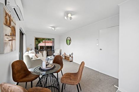Photo of property in 20a Mckinstry Avenue, Mangere East, Auckland, 2024