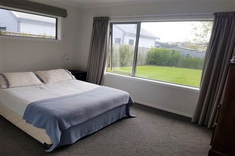 Photo of property in 56 Resolution Drive, Whitby, Porirua, 5024