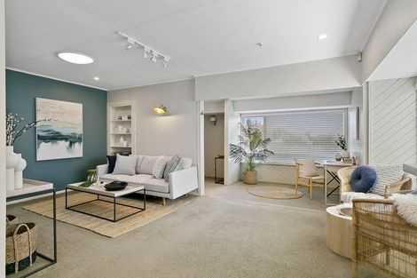 Photo of property in 32 Sunset Street, Hilltop, Taupo, 3330