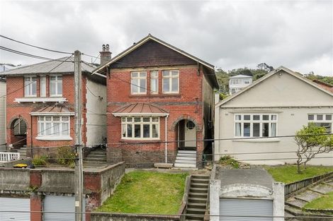 Photo of property in 94 Wallace Street, Mount Cook, Wellington, 6021