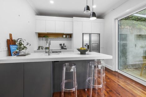 Photo of property in 55 Mckinley Crescent, Brooklyn, Wellington, 6021