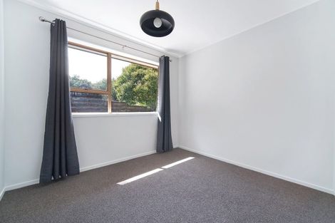 Photo of property in 2 Icarus Place, Half Moon Bay, Auckland, 2012