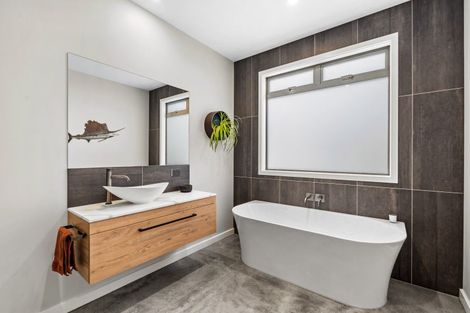 Photo of property in 171 Eskridge Drive, Eskdale, Napier, 4182