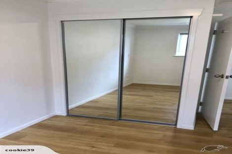 Photo of property in 1/90 Pupuke Road, Hillcrest, Auckland, 0627