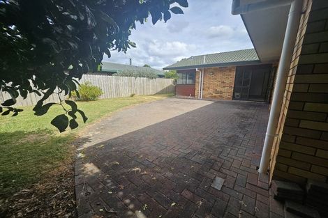 Photo of property in 3 Bryn Mawr Place, Albany, Auckland, 0632