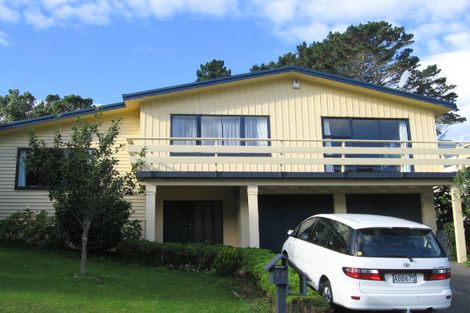 Photo of property in 44 Thurleigh Grove, Karori, Wellington, 6012