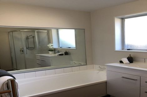 Photo of property in 3/42 Division Street, Riccarton, Christchurch, 8041
