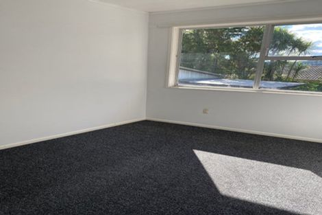 Photo of property in 70 Hellyers Street, Birkdale, Auckland, 0626