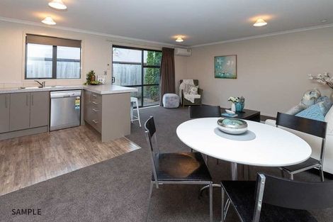 Photo of property in 108u3 Old Farm Road, Hamilton East, Hamilton, 3216