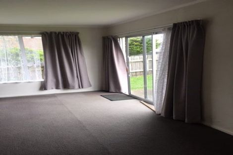 Photo of property in 24b Fitzpatrick Street, Newlands, Wellington, 6037