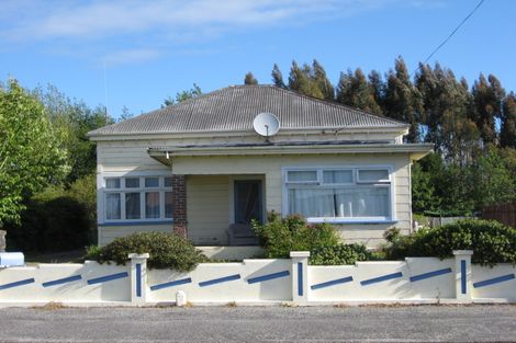 Photo of property in 128 Brougham Street, Westport, 7825