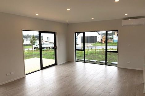 Photo of property in 19 Kelly Road, Riverhead, 0820