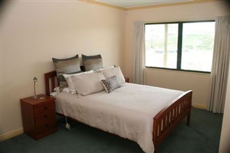 Photo of property in 26 Tattenhall Grove, Churton Park, Wellington, 6037