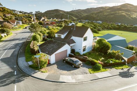 Photo of property in 1 Atwood Grove, Churton Park, Wellington, 6037
