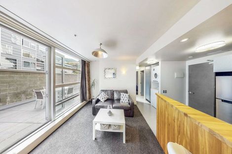 Photo of property in 1/43 Mulgrave Street, Thorndon, Wellington, 6011