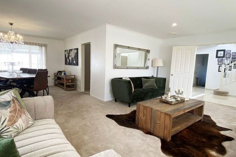 Photo of property in 2 Carbisdale Road, Flat Bush, Auckland, 2016