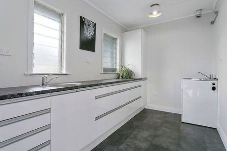 Photo of property in 69 Hall Street, Cambridge, 3434