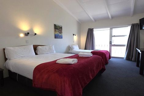 Photo of property in 76 Lake Terrace, Taupo, 3330