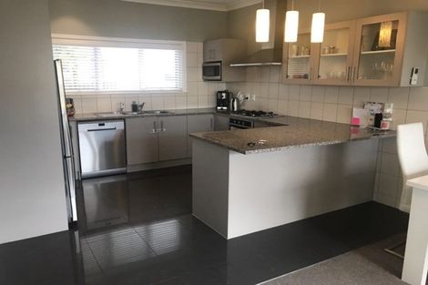 Photo of property in 2 Chambers Street, Napier South, Napier, 4110